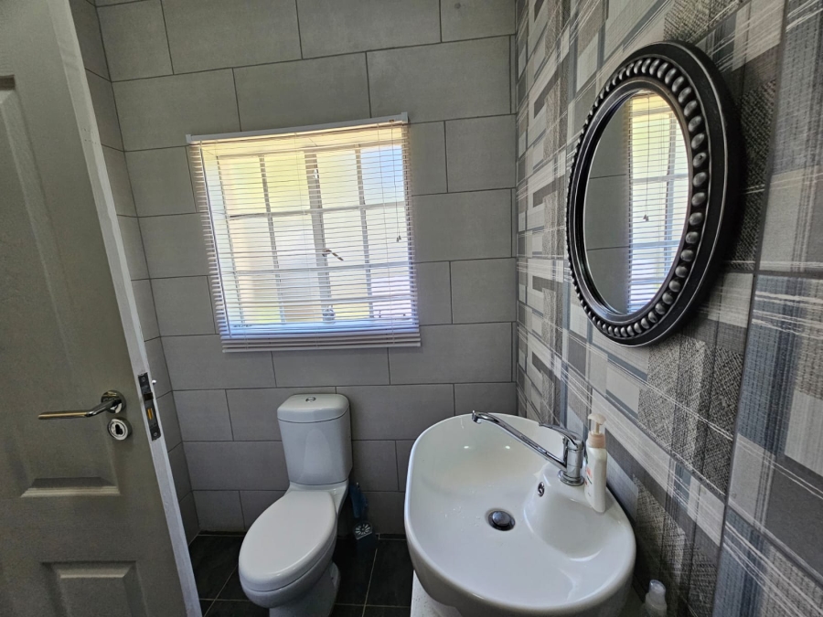 4 Bedroom Property for Sale in Rietfontein AH North West